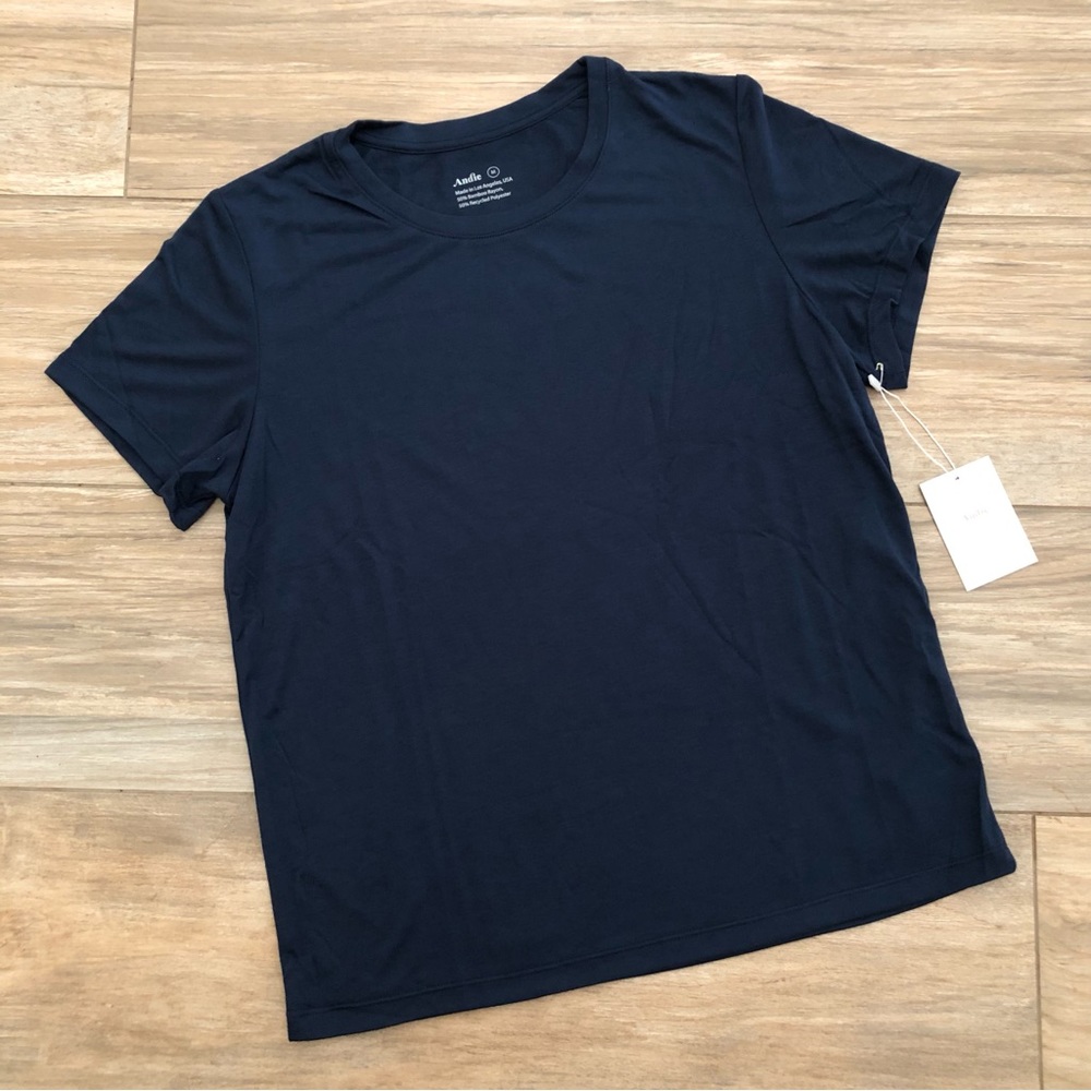 NWT Andie The Classic Tee Size Medium